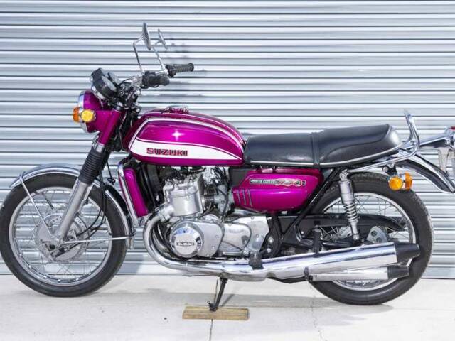 Suzuki GT 750