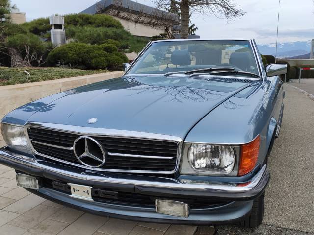 Image 1/12 of Mercedes-Benz 500 SL (1986)