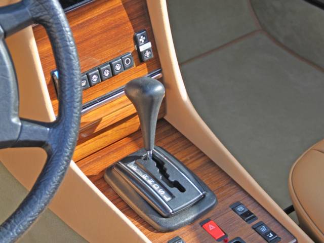 Mercedes-Benz 280 SL