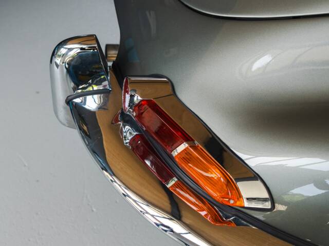 Jaguar E-Type 3.8