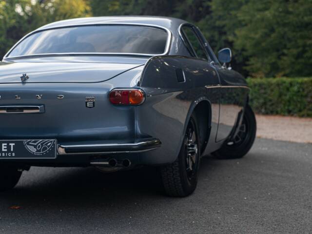 Volvo 1800 E