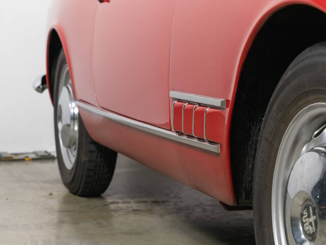 Alfa Romeo 2000 Spider