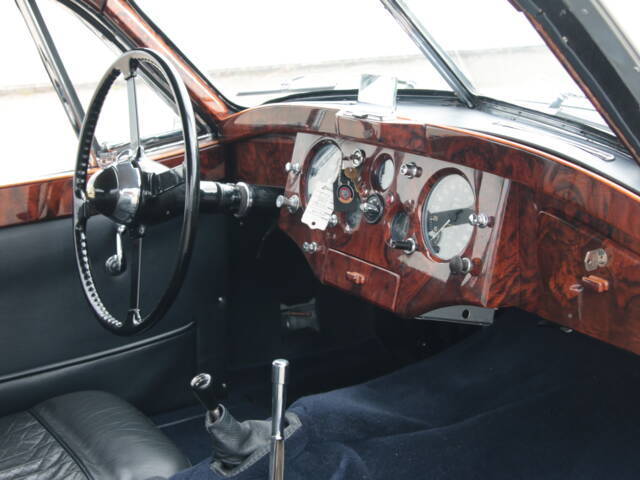 Jaguar XK 120 FHC