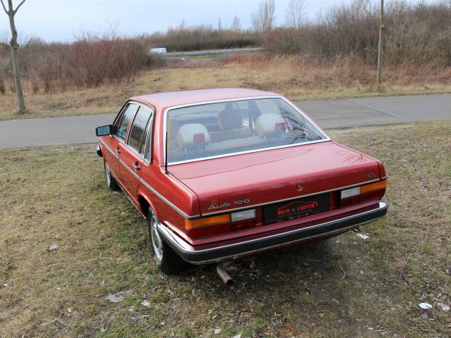 Audi 100