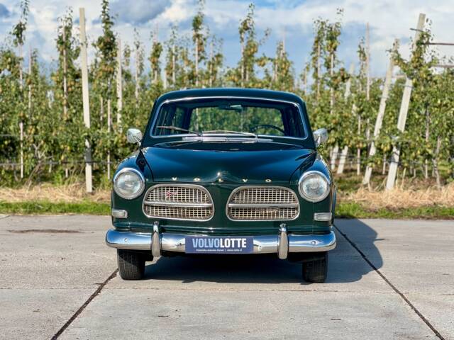 Volvo Amazon P220