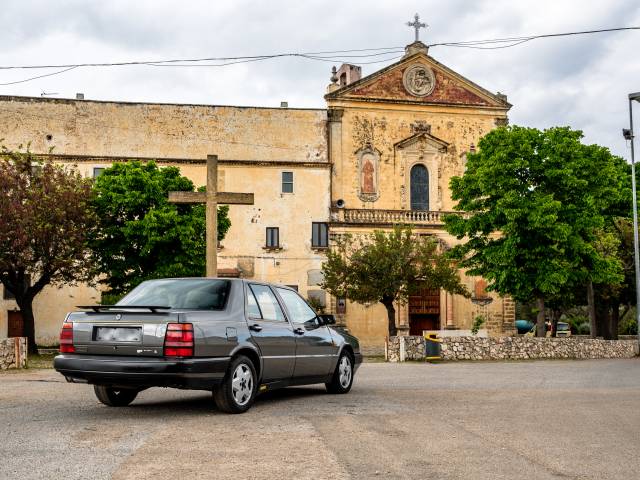Lancia Thema 8.32
