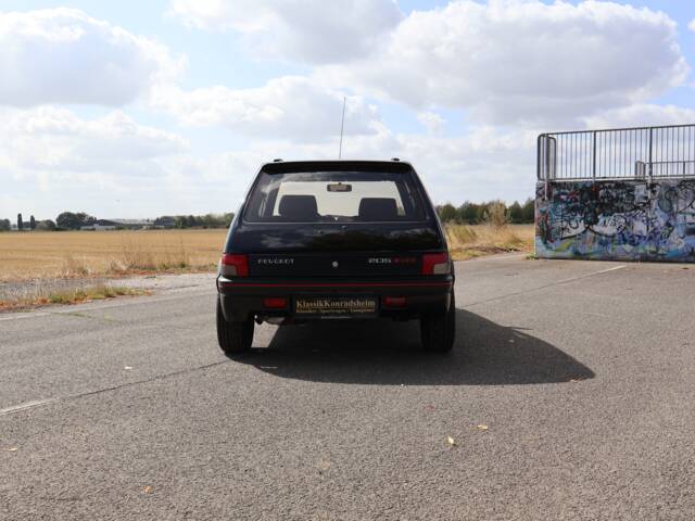 Peugeot 205 GTi 1.9
