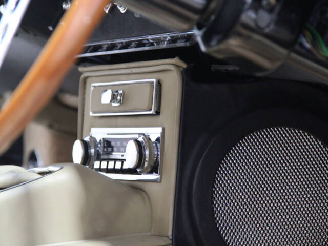 Jaguar E-Type 4.2