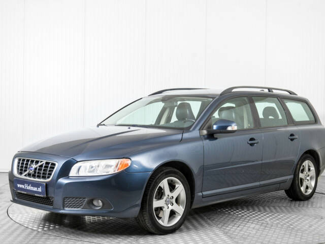 Volvo V70 D5