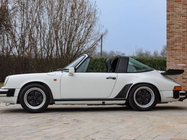 Porsche 911 Carrera 3.2 (WTL)