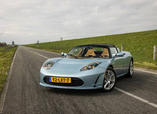 Bild 1/7 von Tesla Roadster (2010)
