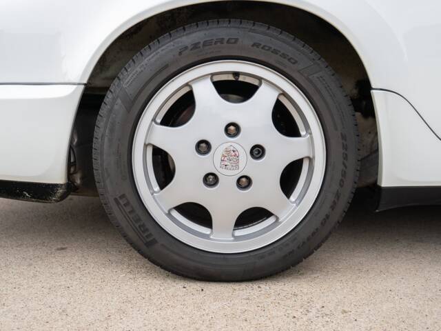 Porsche 911 Carrera 2