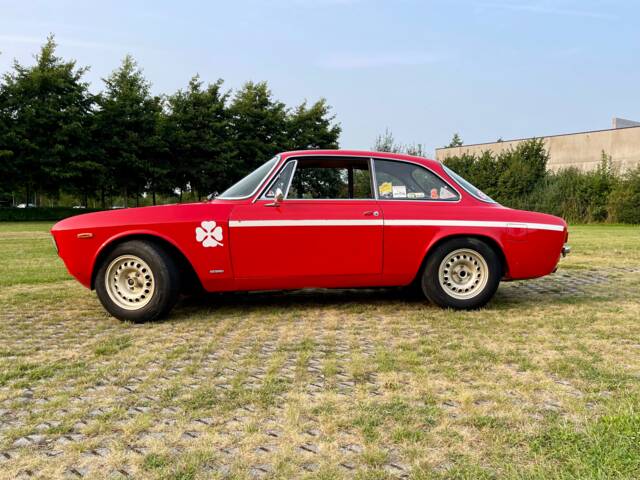 Alfa Romeo Giulia GTA 1300 Junior