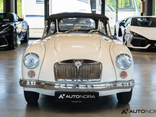 MG MGA 1600
