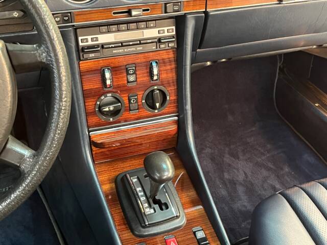 Mercedes-Benz 500 SL