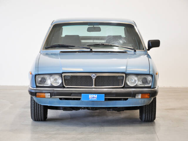 Lancia Gamma 2000