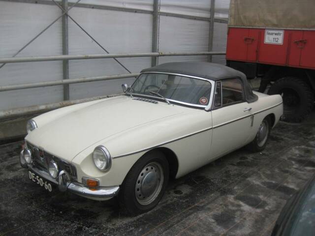 Imagen 1/11 de MG MGB (1965)