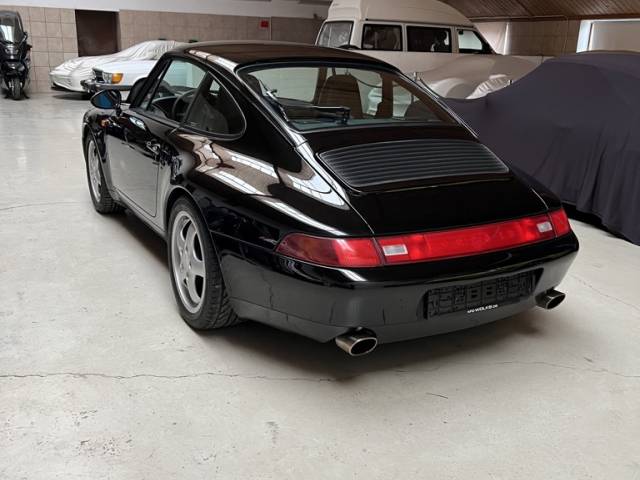 Porsche 911 Carrera 4