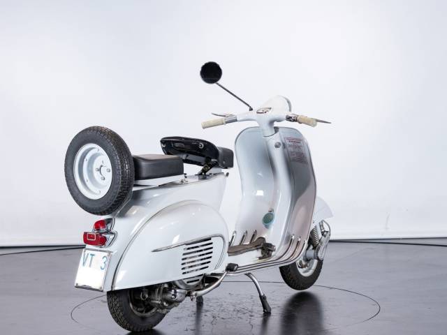 Piaggio Vespa 125
