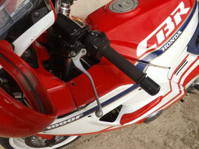 Honda CBR 1000F