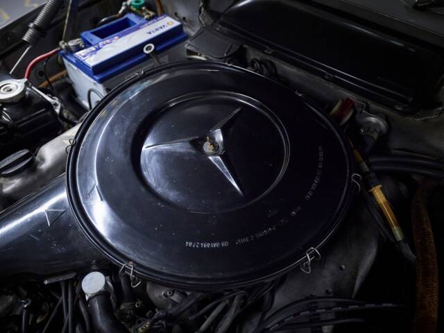Mercedes-Benz 450 SL