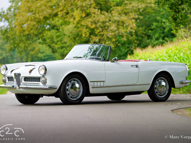 Image 1/55 de Alfa Romeo 2000 Spider (1959)