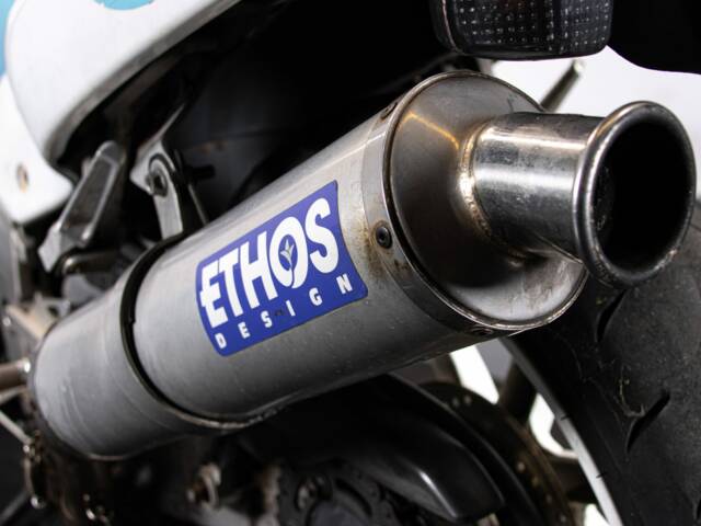 Honda VFR 400 R