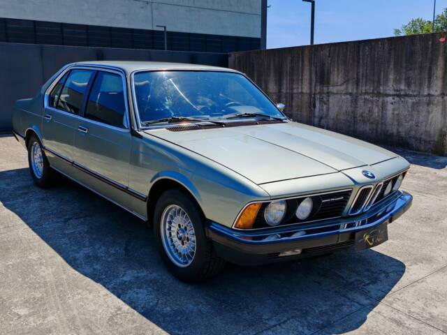 BMW 745i