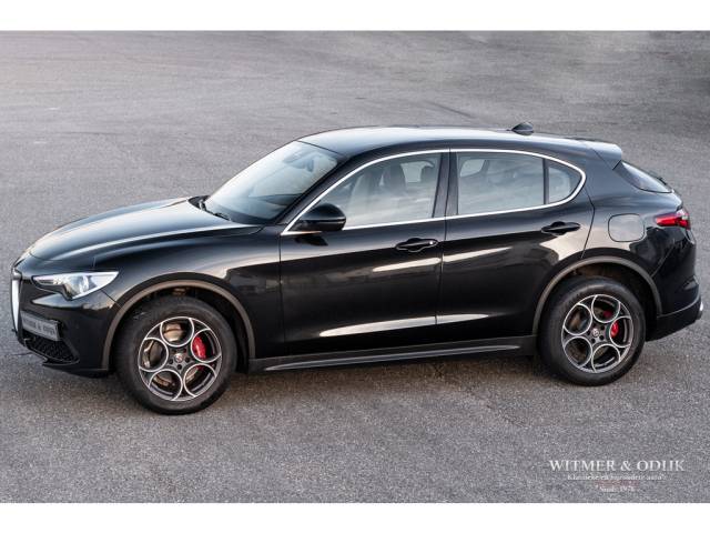 Afbeelding 1/29 van Alfa Romeo Stelvio 2.0 Turbo MultiAir Q4 (2017)