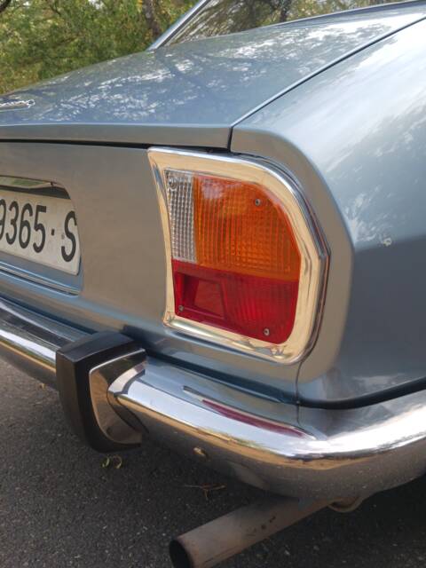 Peugeot 504