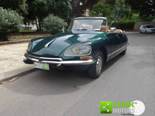 Imagen 1/10 de Citroën DS 21 (1972)