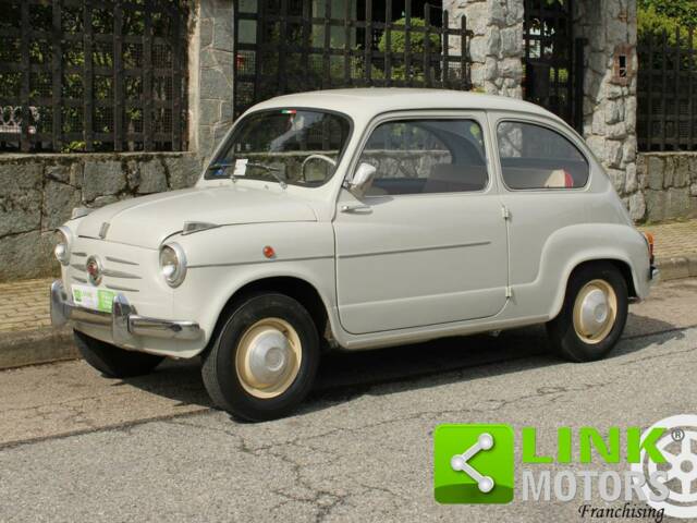 Image 1/10 of FIAT 600 Lucciola Francis Lombardi (1959)