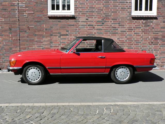 Mercedes-Benz 380 SL