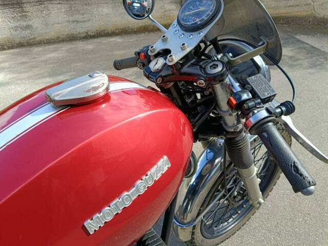 Moto Guzzi 254