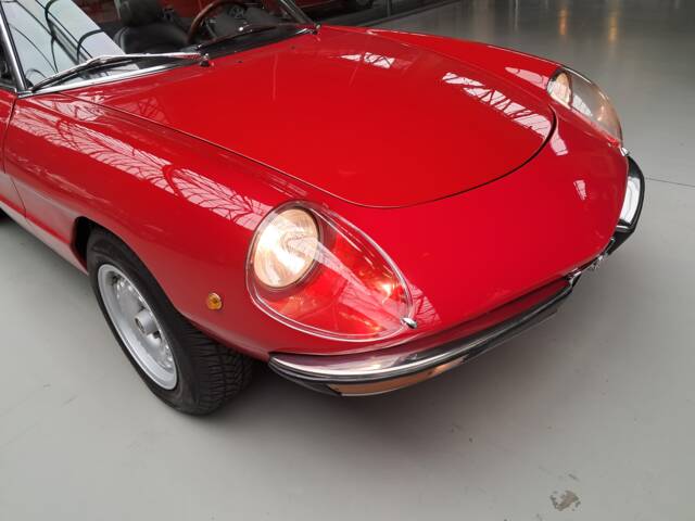 Alfa Romeo 2000 Spider Veloce