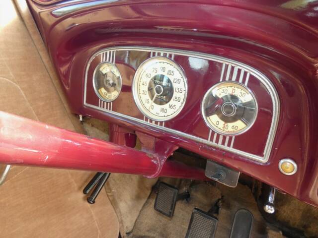 Packard eight