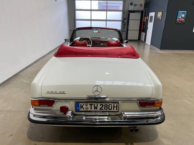 Mercedes-Benz 280 SE