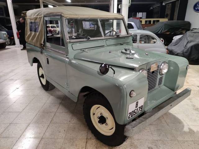Image 1/9 of Land Rover 88 (1959)