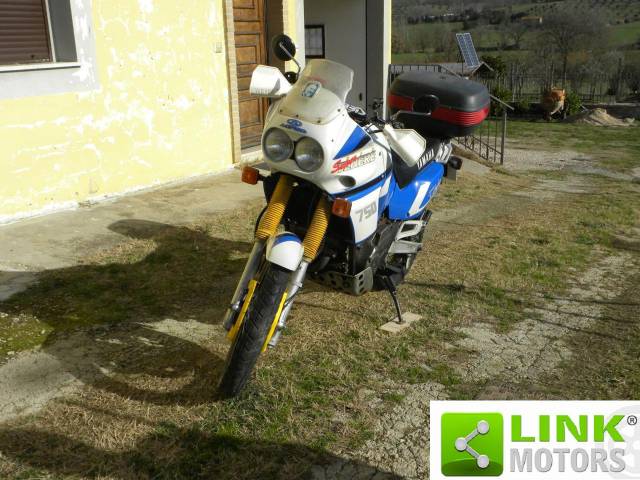 Image 1/10 of Yamaha DUMMY (1989)