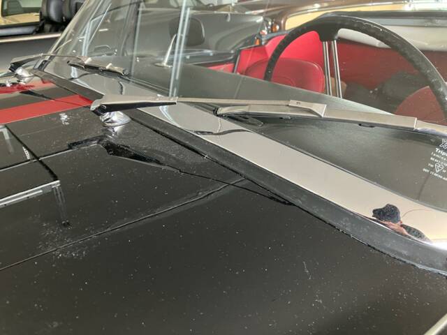 Austin-Healey 3000 Mk III (BJ8)