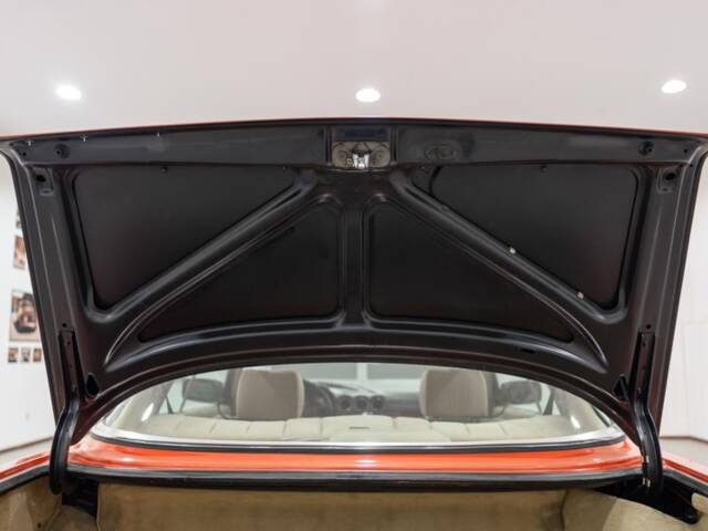Mercedes-Benz 500 SLC