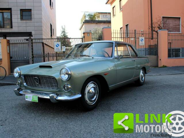 Image 1/9 of Lancia Flaminia Coupe Pininfarina 3B (1966)
