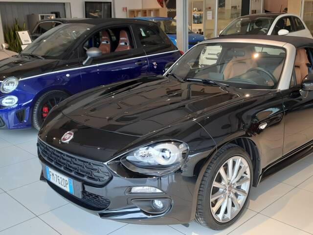 Immagine 1/8 di FIAT 124 Spider (2017)