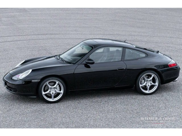 Imagen 1/29 de Porsche 911 Carrera (1999)
