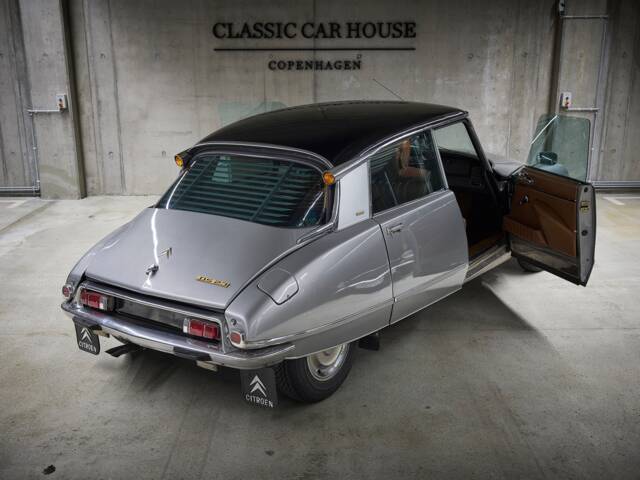 Citroën DS 23 Pallas