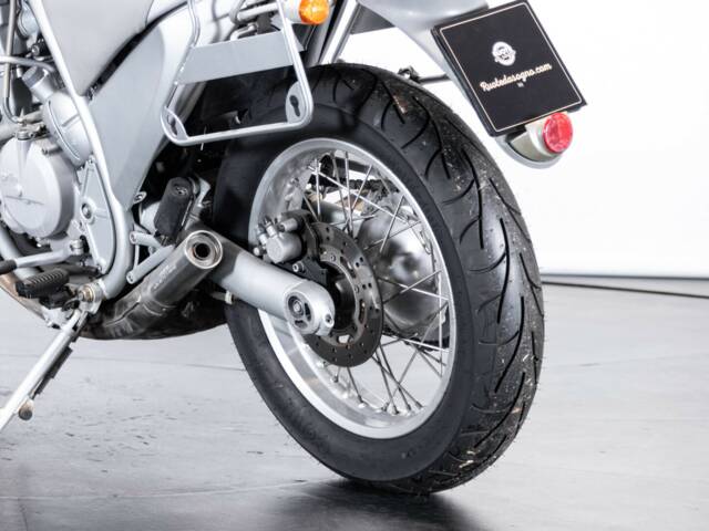 Aprilia Motò 650