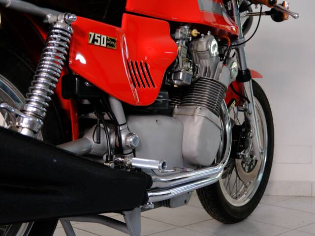 MV Agusta 750 S America