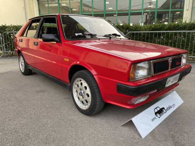 Lancia Delta 1.6 HF