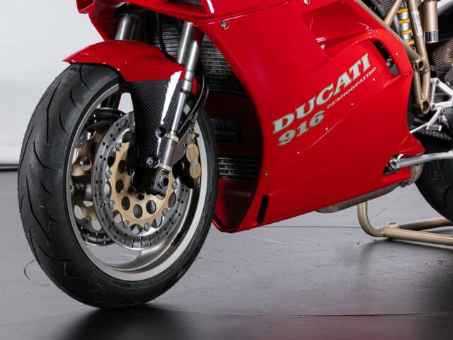Ducati 916