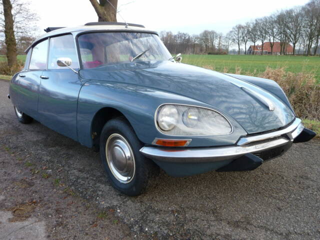 Image 1/5 of Citroën ID 19 (1969)